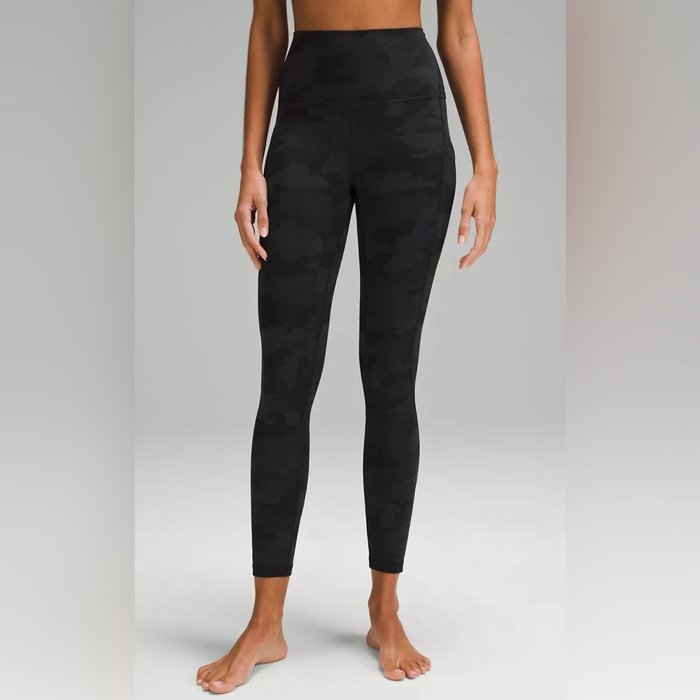 Women’s Size 4 Lululemon Align High-Rise Pant with Pockets 28"